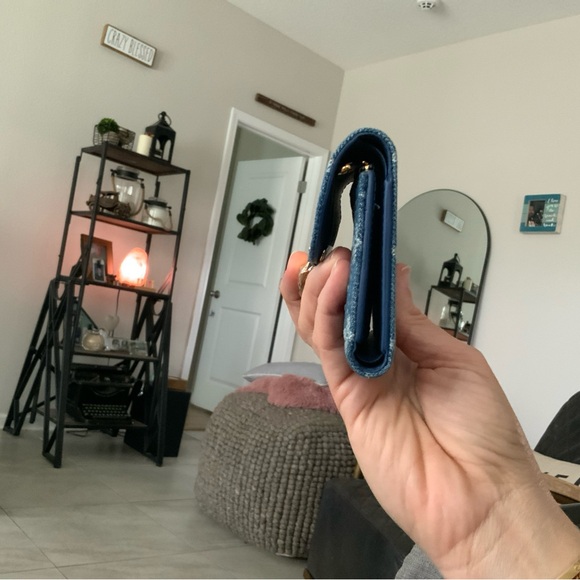 ****SOLD*****Louis Vuitton M82959 2024 Denim Victorine Wallet - Picture 10 of 16